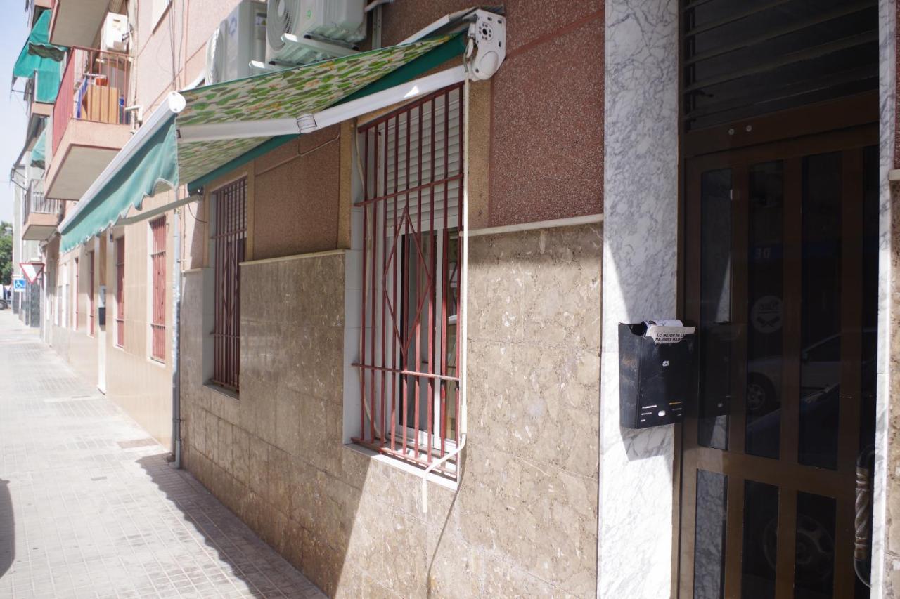 Elche Universidad Apartment Exterior photo